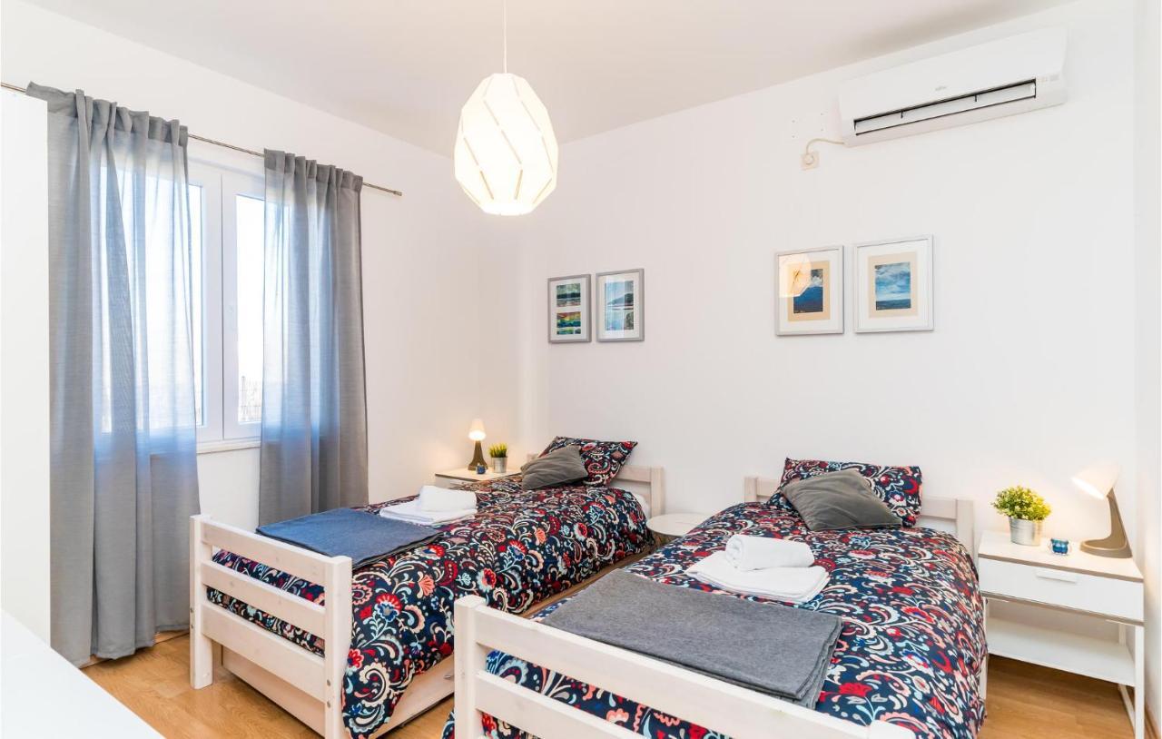 Holiday Bosanka With Outdoor Swimming Pool 287 *